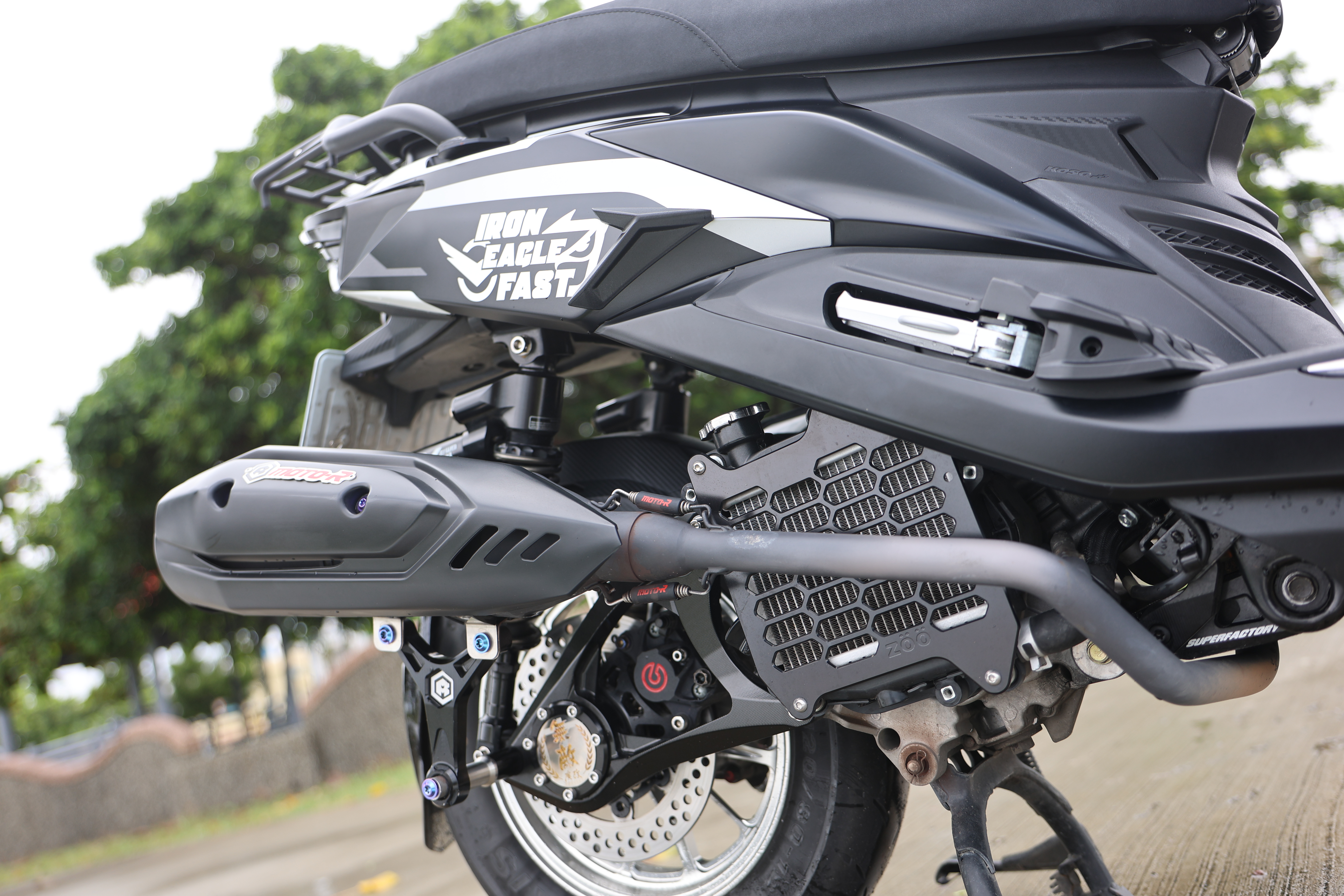 JET SL 車身側面彩貼